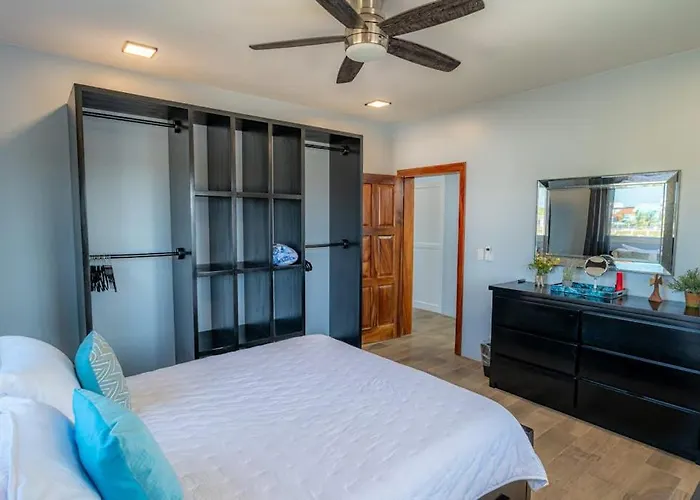 The Lor-e-lei House